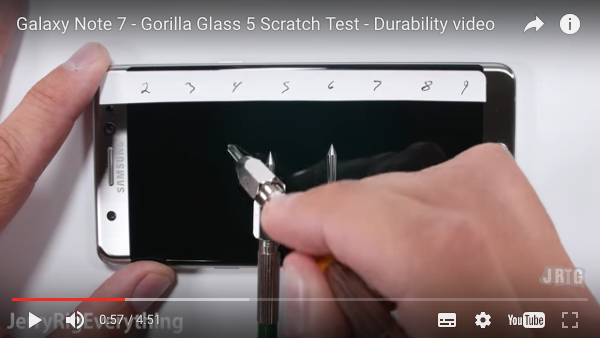 Galaxy Note7 display test graffi su Gorilla Glass 5