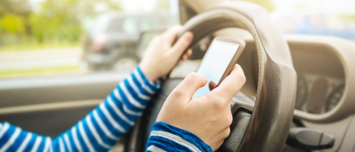 Smartphone alla guida