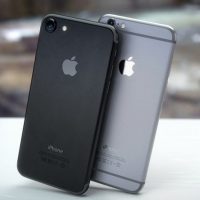Apple iPhone 7
