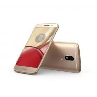 Lenovo Moto M in colorazione gold