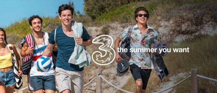 3 Italia premia i suoi clienti