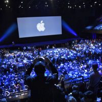 IPhone X presentazione