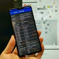 OnePlus 6 foto reale