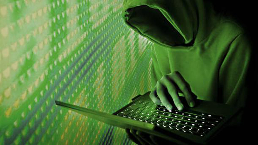 Ragazzo 16 anni hackera Apple