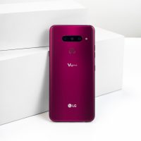 LG V40 ThinQ