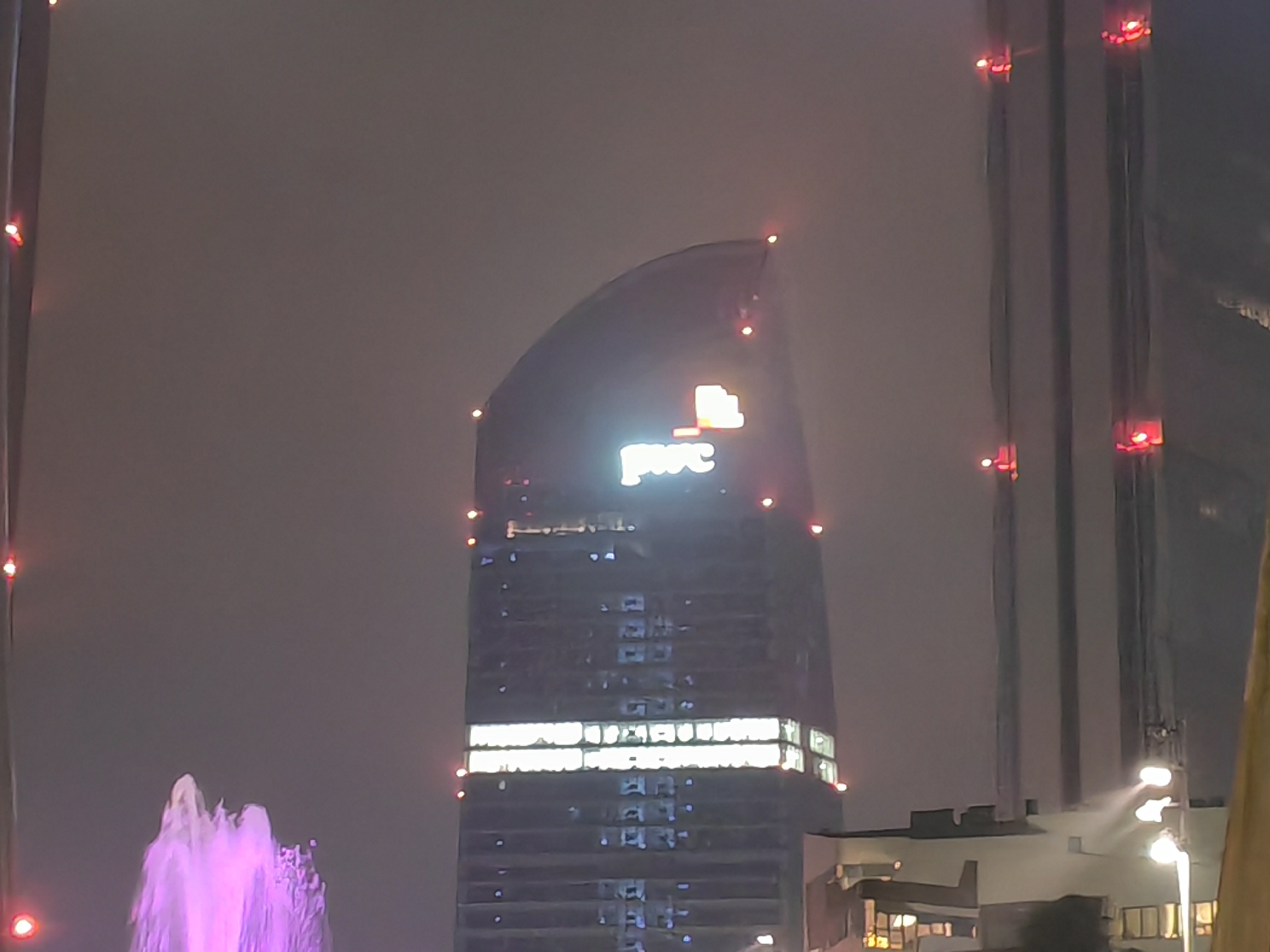 03 ZOOM 3,5X NOTTE MAGIC 4 PRO