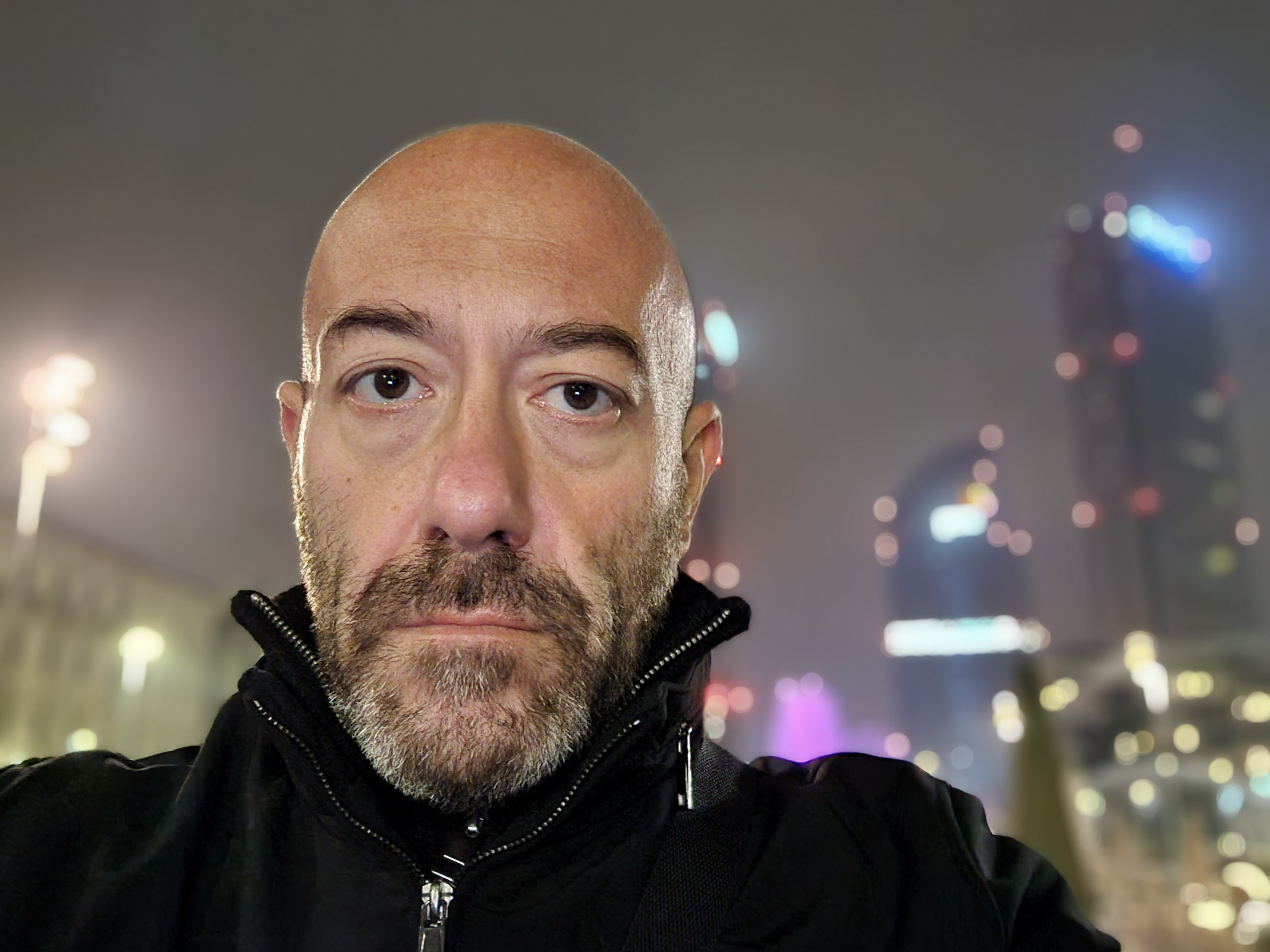 11 SELFIE RITRATTO NOTTE SAMSUNG GALAXY S22 ULTRA