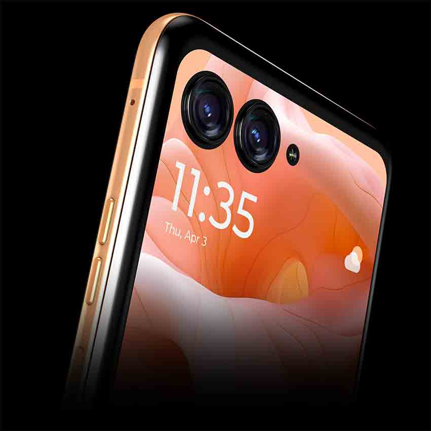 PANTONE 13-1023 Peach Fuzz